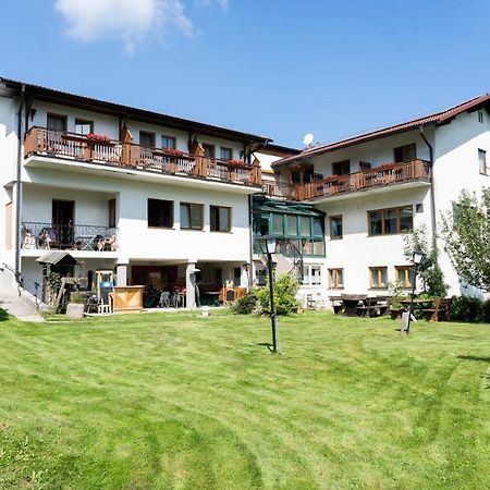 Gasthof Diewald Raach am Hochgebirge Buitenkant foto